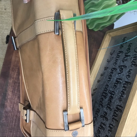 Kenneth Cole Lap Top Messenger Bag Flap-Olean - Picture 6 of 16